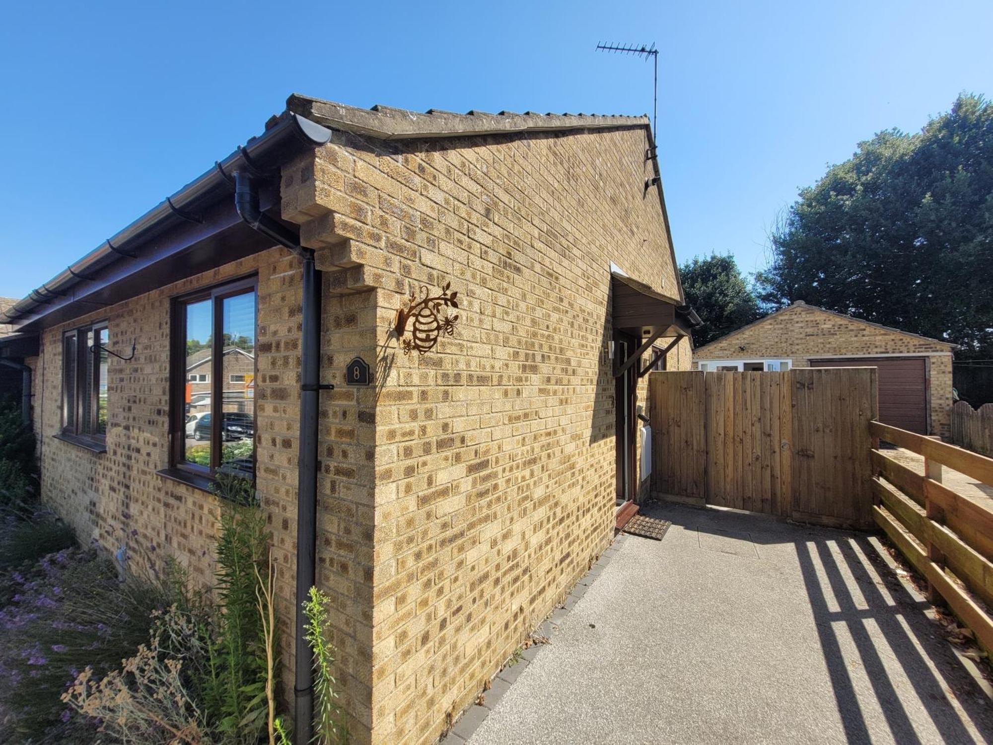 Bumblebee Bungalow - With Separate Office And Gaming Space By Catchpole Stays Colchester Extérieur photo