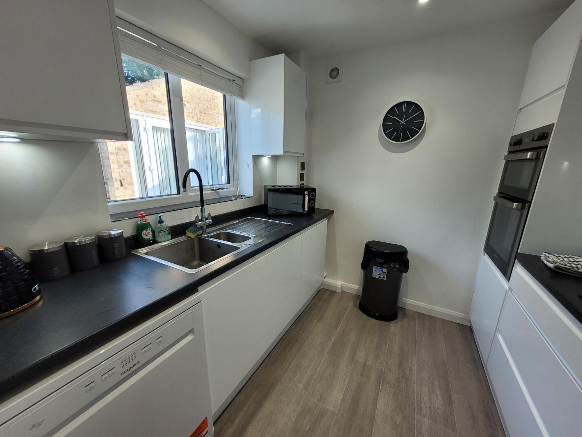 Bumblebee Bungalow - With Separate Office And Gaming Space By Catchpole Stays Colchester Extérieur photo